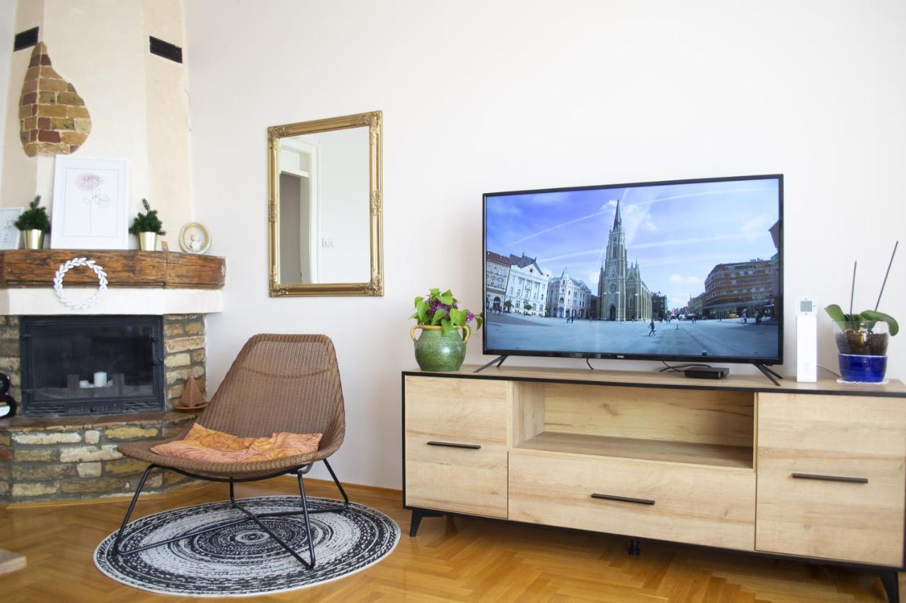 Appartement Nicola'S à Novi Sad Extérieur photo