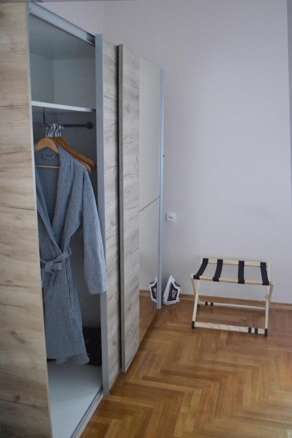 Appartement Nicola'S à Novi Sad Extérieur photo