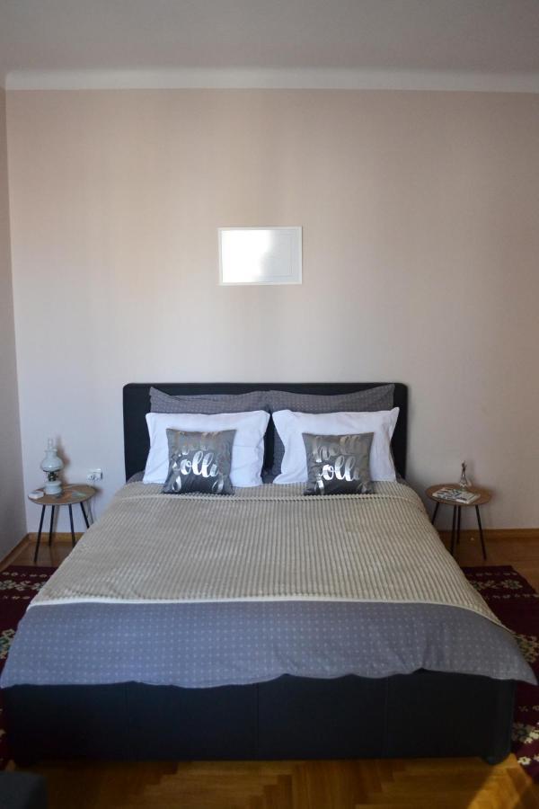 Appartement Nicola'S à Novi Sad Extérieur photo